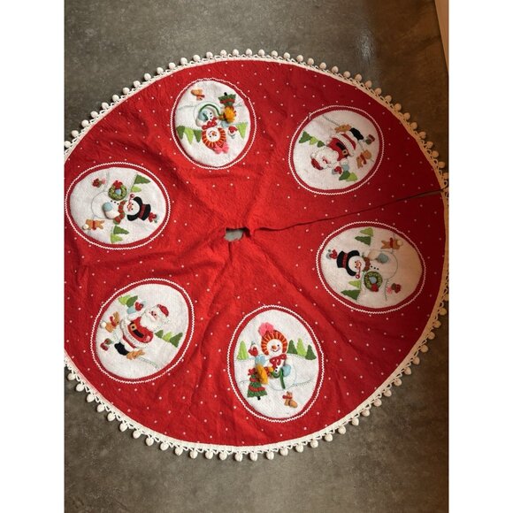 Vintage Bucilla Handmade Sequin Red Felt Santa Snowman Christmas Tree Skirt 42” - Picture 1 of 11